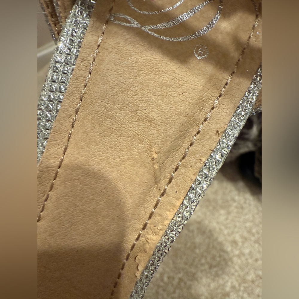 Elegant Silver Women's Heels - Picture 6 of 7